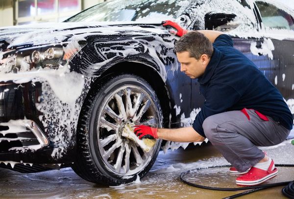 你该多久洗一次车