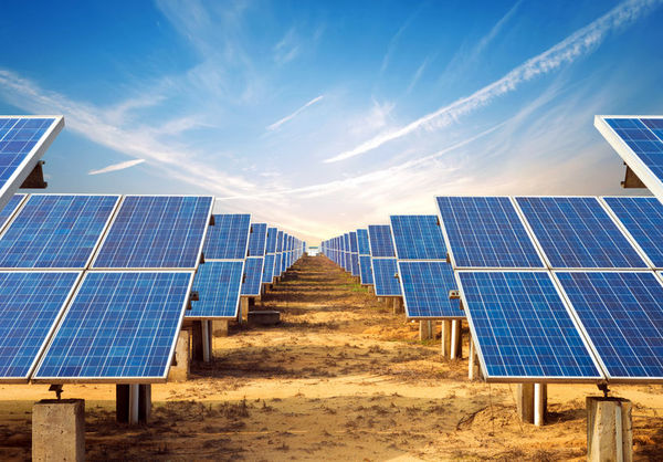 美国的太阳能产业创造了最多的新增就业机会