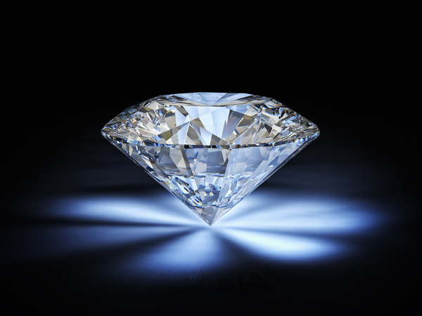 科学家首次在钻石里发现地球深处的矿物