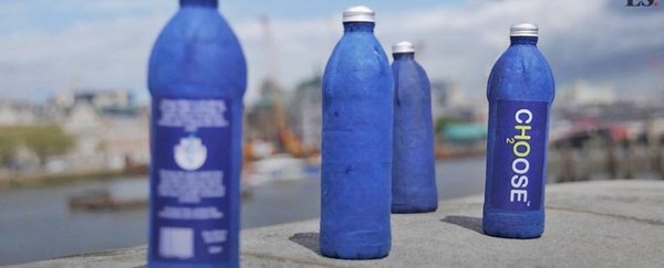 英国男子发明「非塑料水瓶」，降解仅需三周