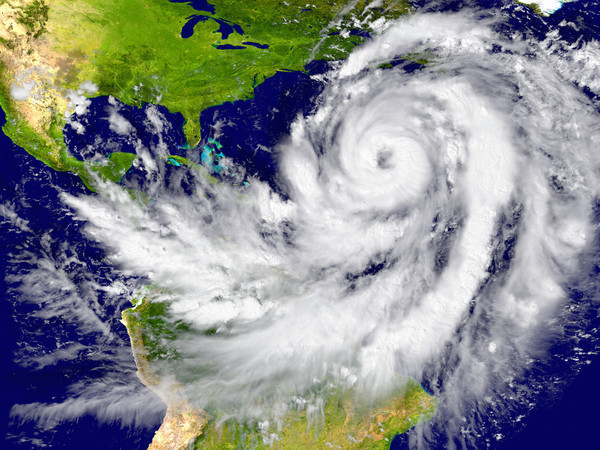 超级台风“玉兔”蹂躏完马里亚纳群岛，剑指亚洲