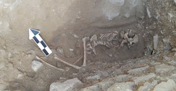 考古学家发现5世纪儿童“吸血鬼式墓葬”