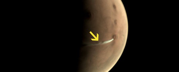 火星上的奇怪云雾