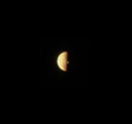 朱诺探测器拍到木卫一火山喷发照片