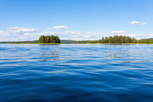 气候变化会降低太阳净化湖泊的能力