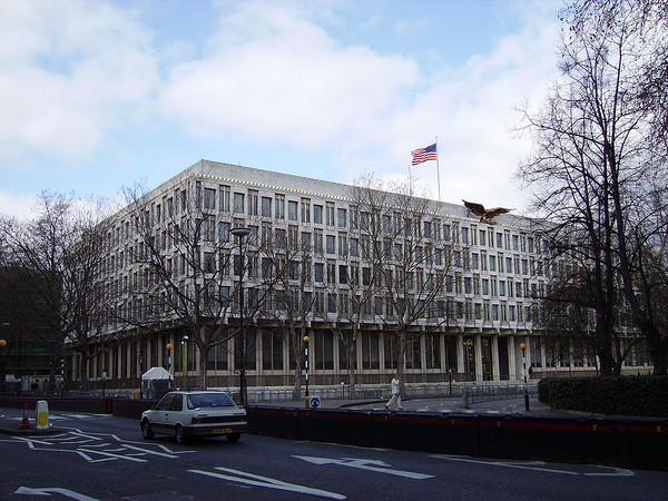 真相调查：谁卖掉了美国使馆？